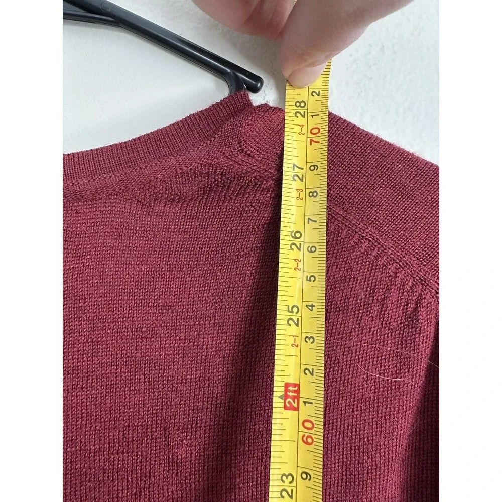 Kenneth Roberts LARGE 100% Merino Wool Sweater Red V Neck Pullover‎